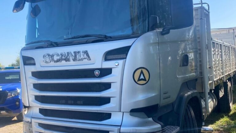 El GPS los delató: recuperan en Córdoba un camión robado en La Rioja