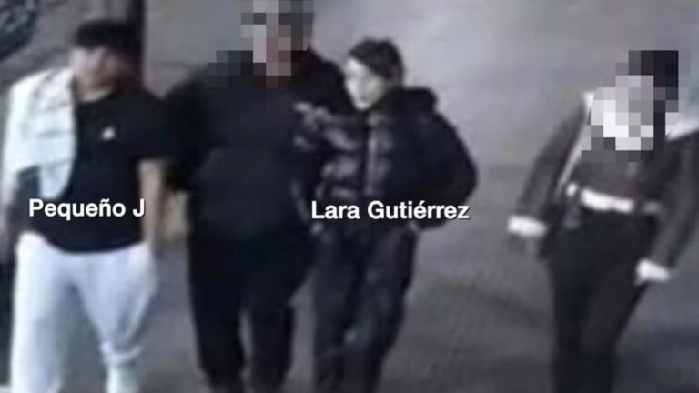La foto de Pequeño J junto a una de las víctimas del triple crimen