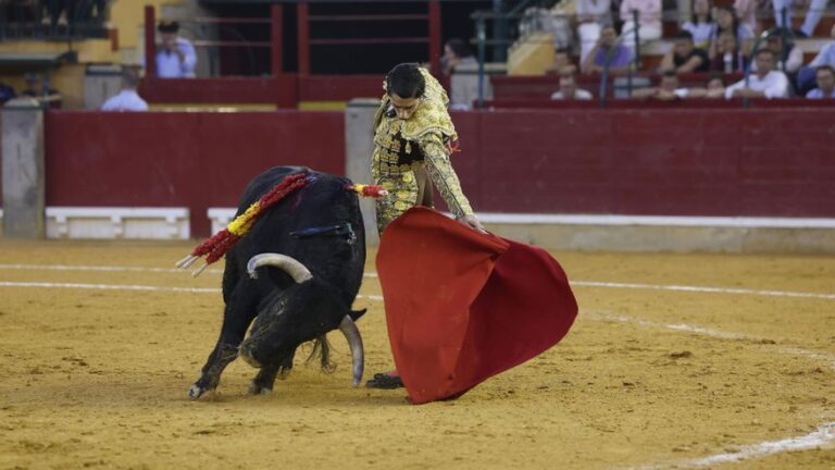 El Mene saluda dos ovaciones en una tarde de escaso lustre en Madrid