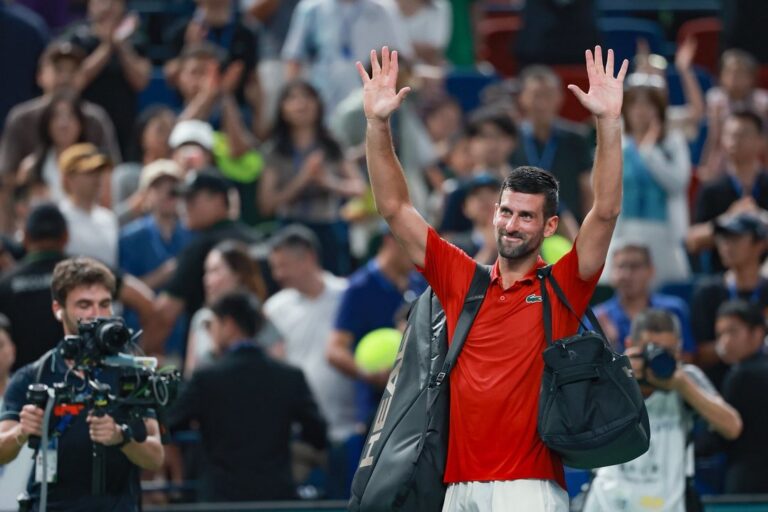 Impacto en Shanghái: Valentin Vacherot (204º) elimina a Novak Djokovic en semifinales