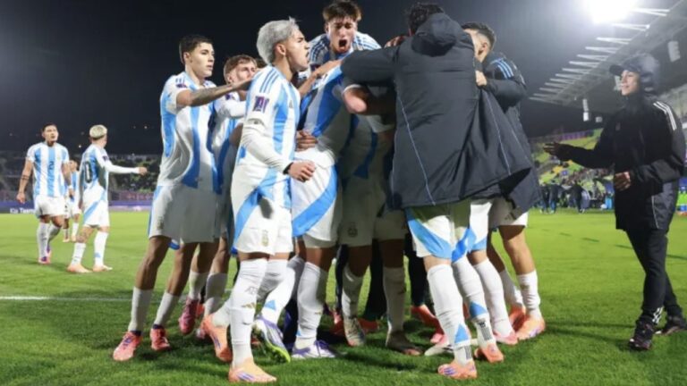 Argentina enfrenta a Colombia buscando la final del Mundial Sub 20