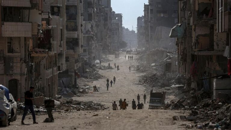 Al menos once muertos, siete de ellos niños, en un ataque israelí en ciudad de Gaza