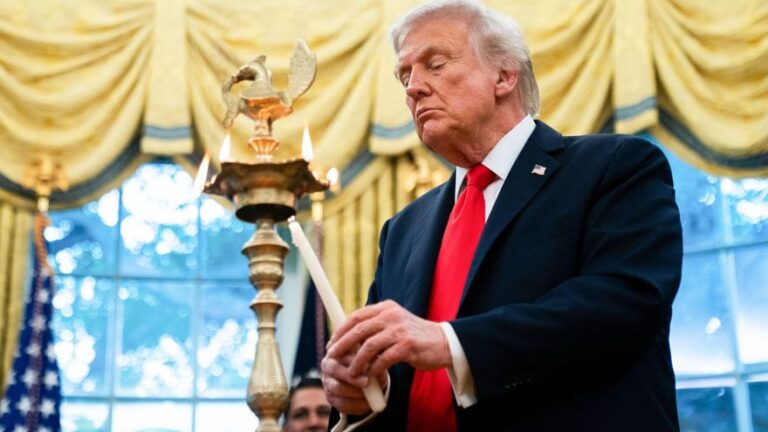 EEUU sanciona a las dos principales petroleras rusas por la «falta de compromiso» de Moscú para acabar con la guerra de Ucrania