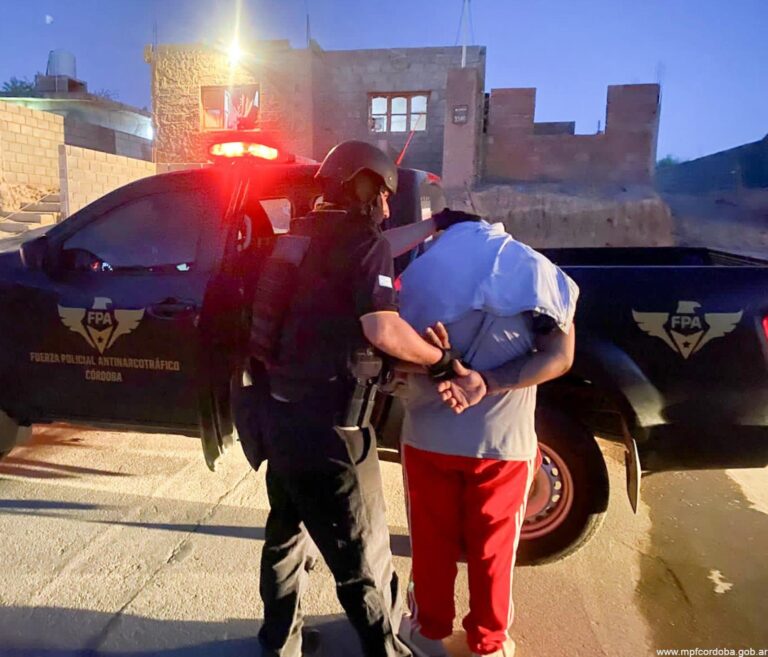 Cerraron un punto de venta de drogas en Villa Dolores: el detenido y su vínculo con una organización narco