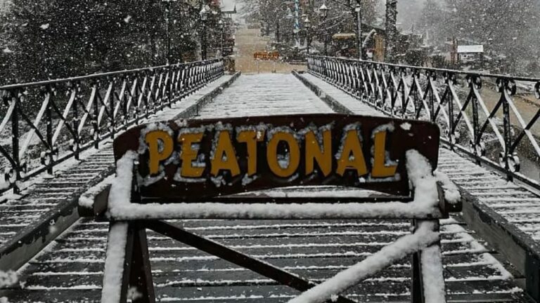 Llegó la nieve y La Cumbrecita parece salida de un cuento