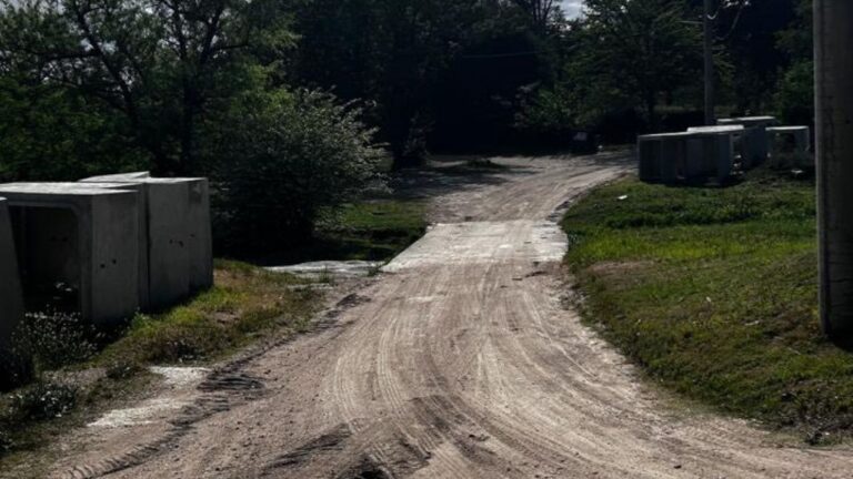 Tanti inició la construcción del nuevo puente de Villa García