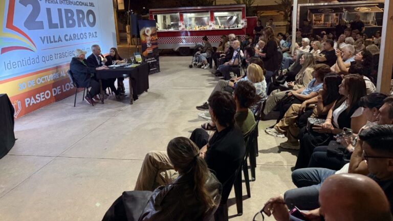 Avilés y el libro sobre la gestión comunitaria que cambió a Carlos Paz