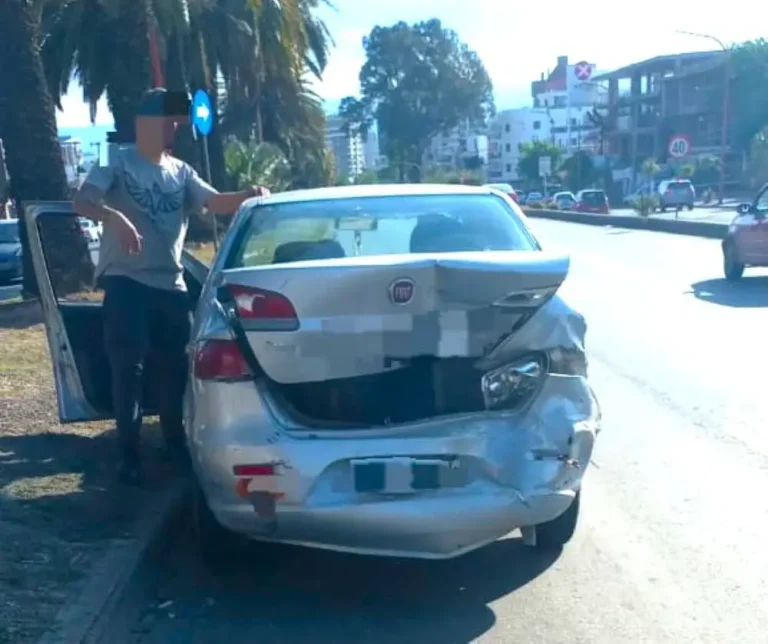 Choque en avenida San Martín: un hombre fue trasladado al hospital