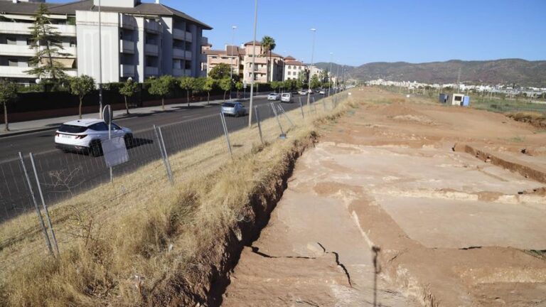 Inician una recogida de firmas para evitar el soterramiento o traslado de los restos de la Ronda Norte de Córdoba