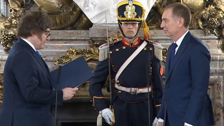 Diego Santilli juró como ministro del Interior tras el recorte de funciones