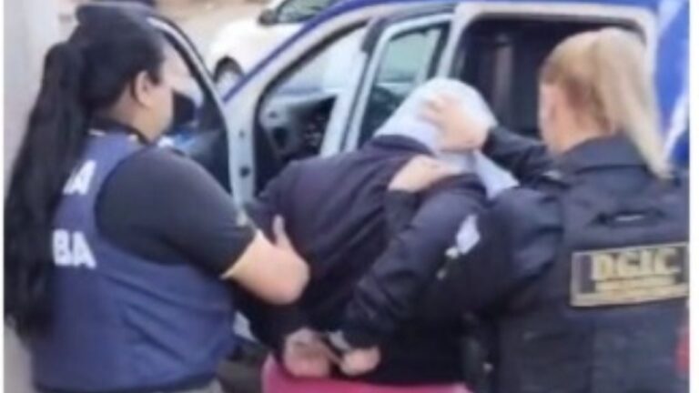 Siete detenidos por robo calificado en una serie de allanamientos simultáneos