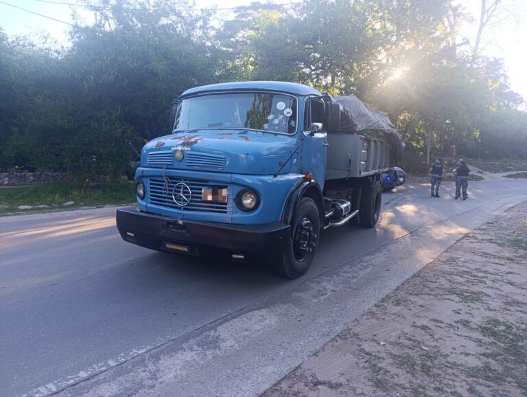 Tragedia en Villa Warcalde: Un niño de 8 años murió tras ser atropellado por un camión