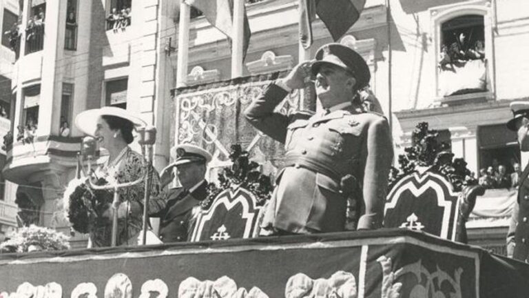 El franquismo pasa a revisión en las aulas: seis profesores de Córdoba analizan la figura del dictador