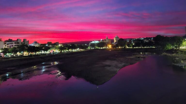 Un atardecer de película: las postales de Villa Carlos Paz