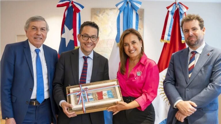 Avanza la agenda CórdobaChile con foco en producción y conectividad