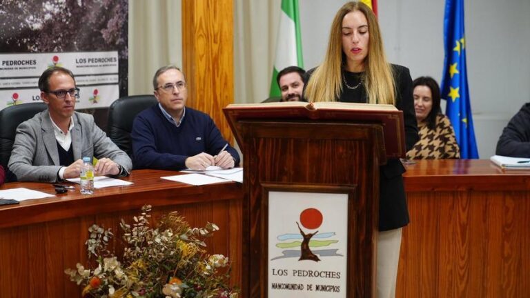 Celia Valverde sucede a Santiago Cabello al frente de la Mancomunidad de Los Pedroches