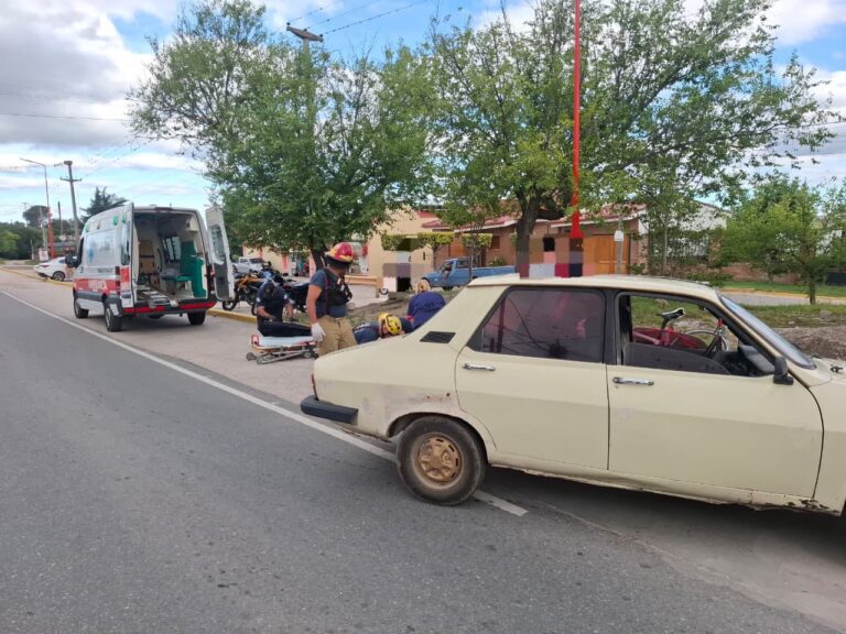 Atropellaron a un ciclista en Tanti y debió ser trasladado al hospital