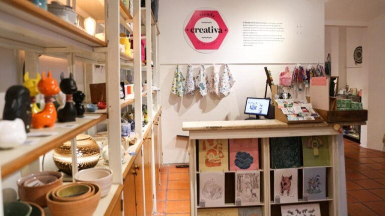 Regalos con identidad cordobesa: qué podés encontrar en la Tienda Creativa del Cabildo