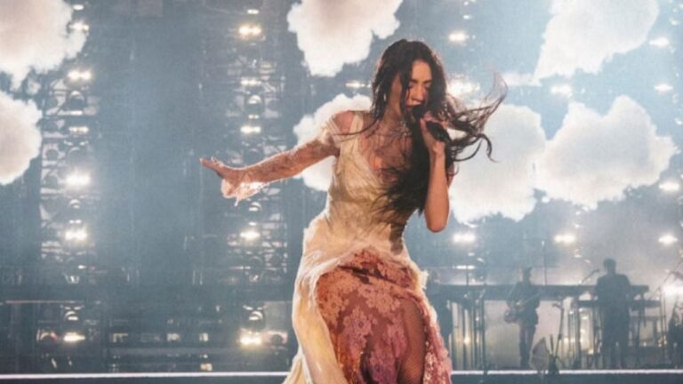 Lali anunció su primer show en el estadio de River