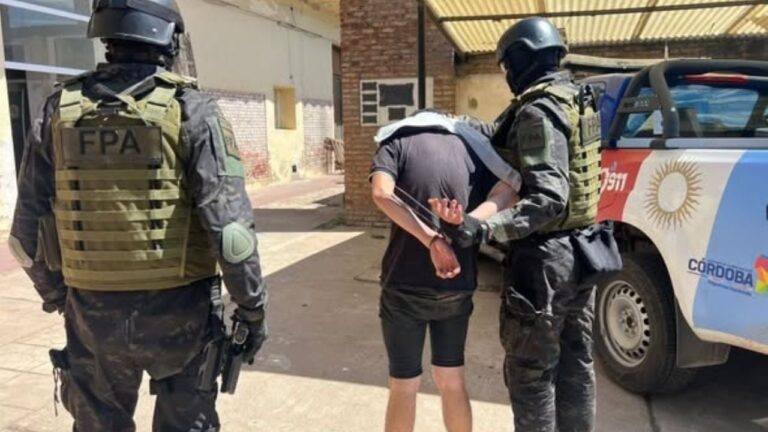 Freyre: la FPA secuestró drogas, armas y detuvo a dos personas