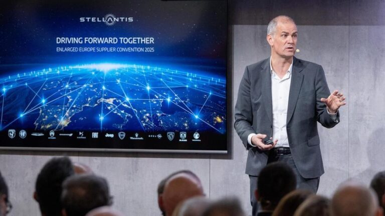 Maxime Picat, exdirectivo de Stellantis: «Fue un error la apuesta total hacia a la electrificación sobre todo teniendo en cuenta lo que está en juego»