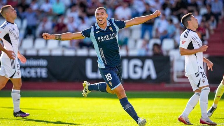 El hombre gol del Córdoba CF en el 2025: Adrián Fuentes despide su año más anotador