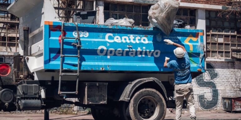 Córdoba contra el dengue: operativo semanal en dos barrios de la ciudad