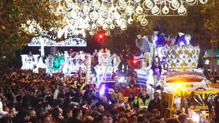 Última hora de la cabalgata en Córdoba: El Ayuntamiento apurará hasta el último momento para decidir si la cambia