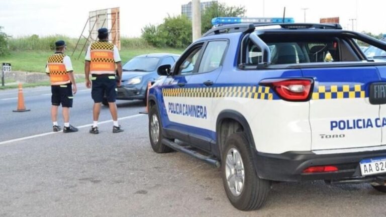 Maniobras peligrosas en Ruta 5 terminaron con dos conductores demorados