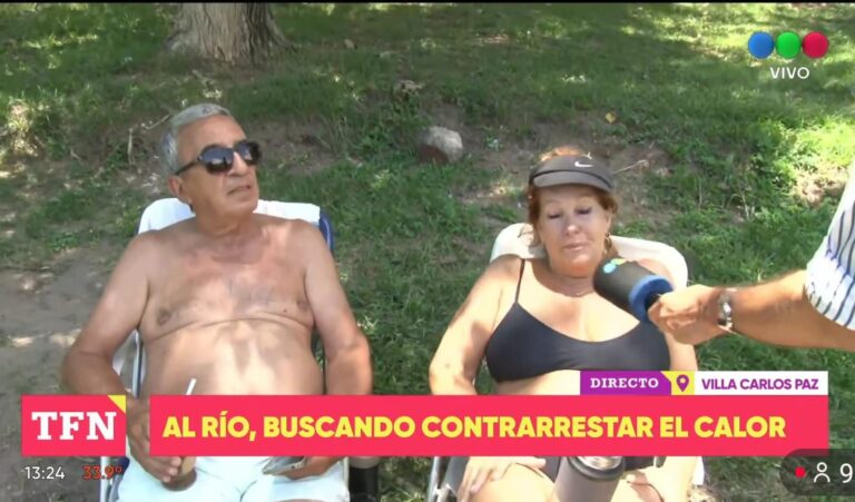 Turistas denunciaron en vivo que les robaron todas sus pertenencias mientras disfrutaban del río en Carlos Paz