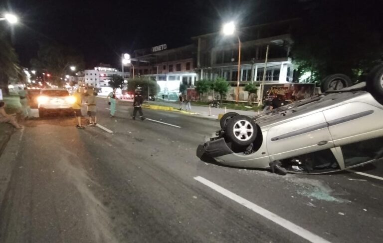 Choque múltiple en Carlos Paz: tres vehículos involucrados