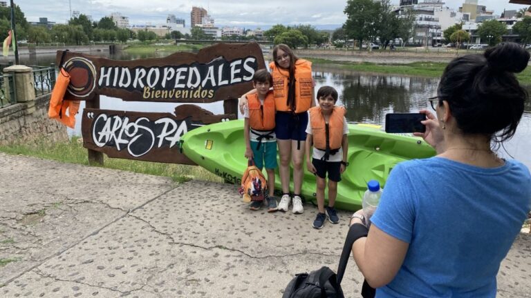 Cuánto cuesta dar un paseo por el lago San Roque?