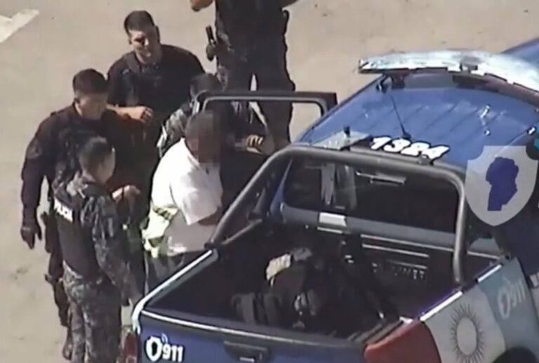 Naranjitas detenidos en Córdoba: por exhibiciones obscenas y pedir dinero