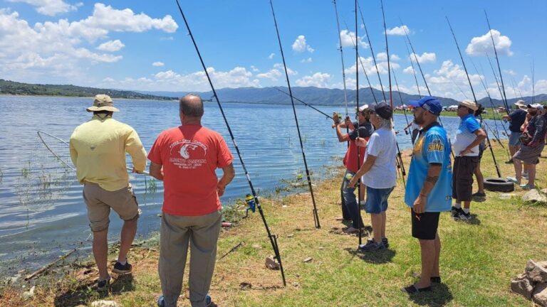 Un millón de pesos en juego en un concurso de pesca en Carlos Paz