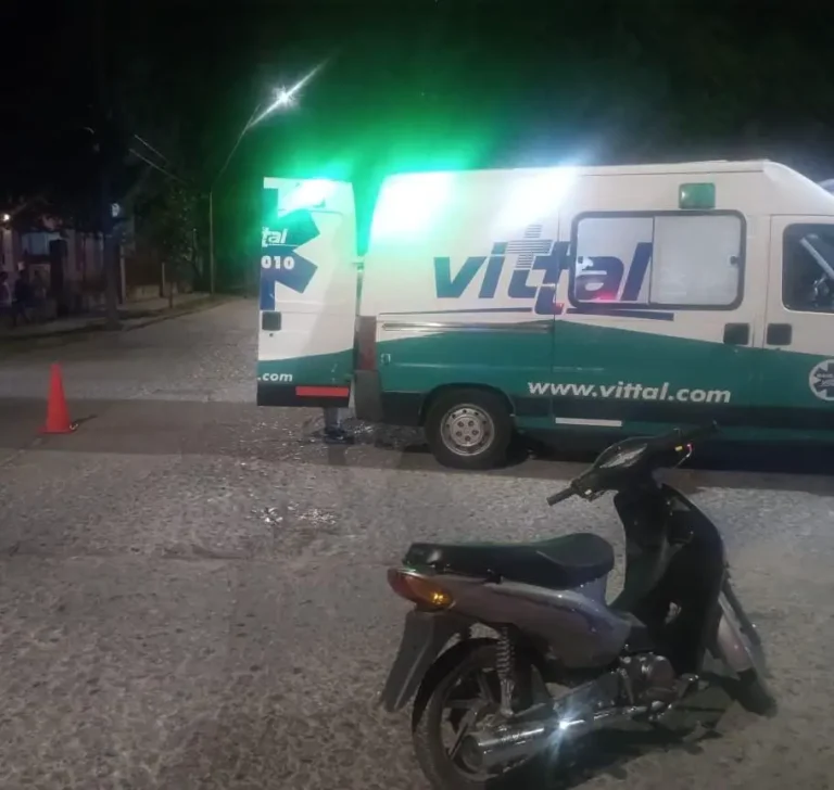Joven motociclista resultó herida tras intentar esquivar un perro en Carlos Paz