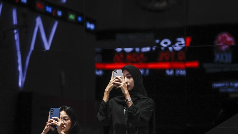 Indonesia bloquea la IA de Elon Musk, Grok, por sus «falsificaciones sexuales»