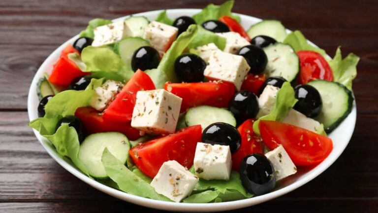 Ensalada mediterránea: fresca, colorida y llena de sabor