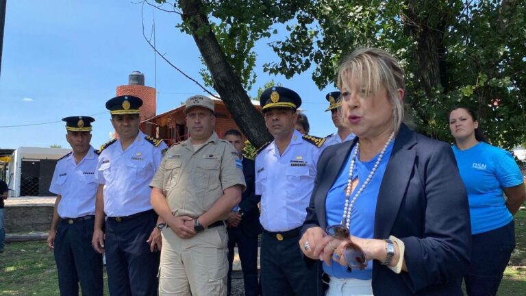 La ministra Monteoliva visitó la base del DUAR en Villa Carlos Paz