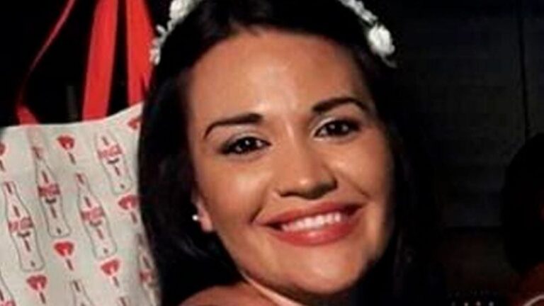 Tania apareció maniatada y tirada en un descampado de La Cumbre