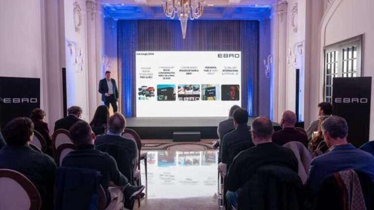 Ebro ha recuperado a más de mil trabajadores en su factoría de Zona Franca y se prepara para vender fuera de España