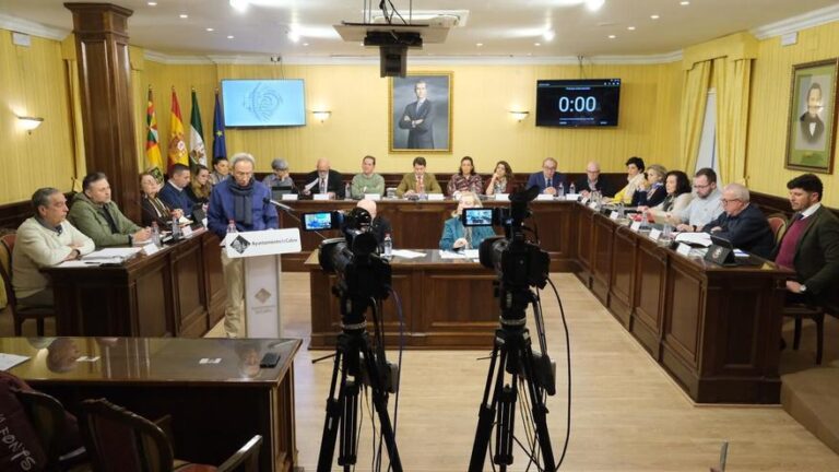 Cabra consultará al Gobierno la posibilidad de hacer un referéndum sobre la instalación de plantas de biometano