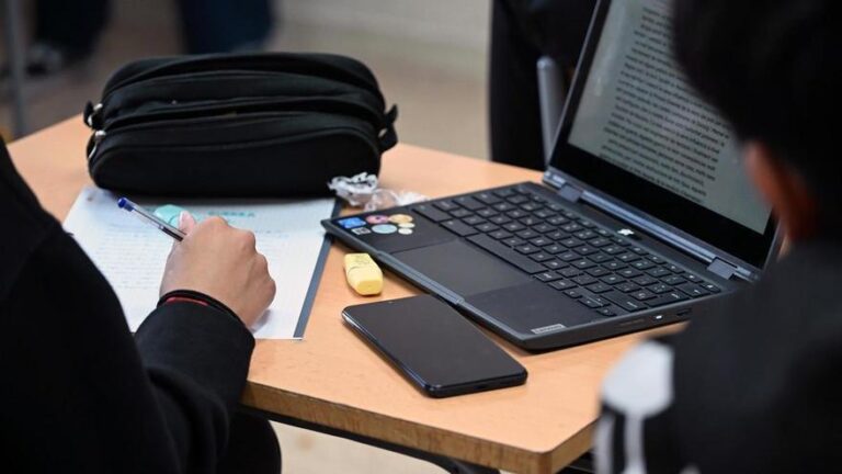 El abandono educativo temprano marca su mínimo histórico: 12,8%