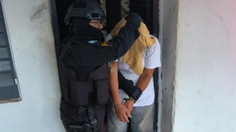 Seis meses de investigación y una pareja detenida por vender cocaína