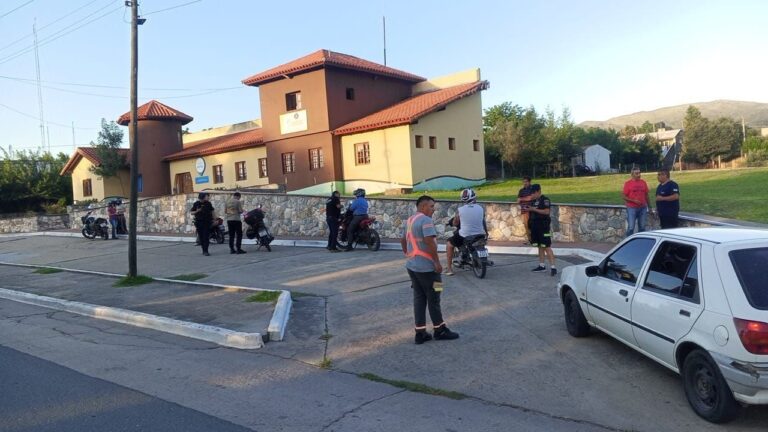 Operativo vial para desalentar picadas y reforzar la prevención en Valle Hermoso