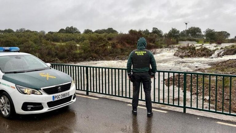 Vigilancia intensiva sobre carreteras y cauces en Extremadura: «Seguimos llamando a la precaución»