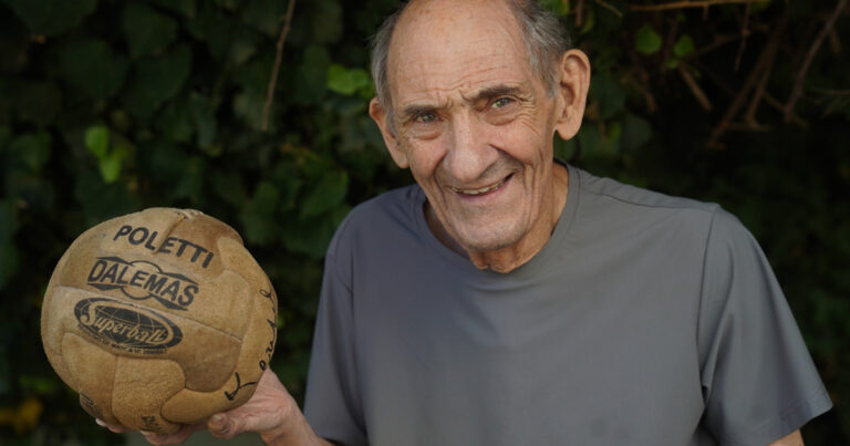 Alberto Poletti, de 1 a 100: «Nos tildaban de ‘antifútbol’, pero Racing pegaba más patadas que nosotros y nadie decía nada»