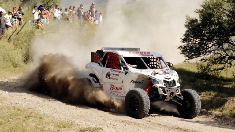 El Parque Temático fue escenario del cierre a puro motor