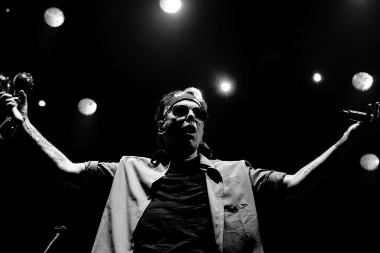 Andrés Calamaro anuncia «Como Cantor»: gira con la que recorre el país y vuelve a Mendoza