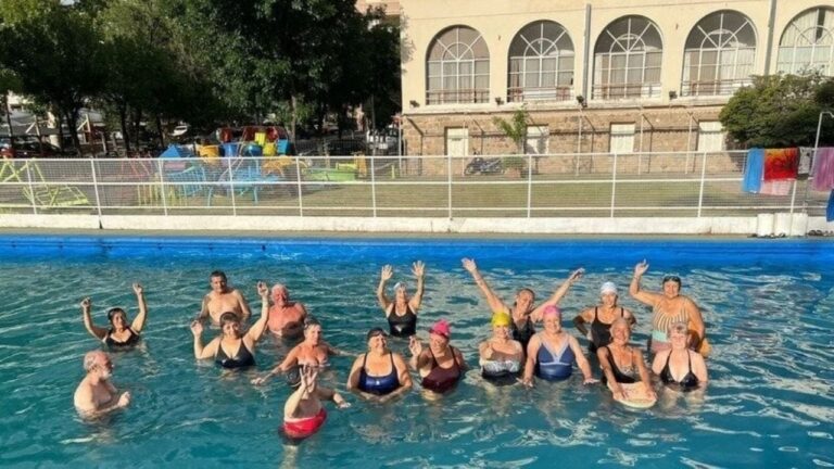 Vecinos juntan firmas para climatizar la pileta municipal de Carlos Paz