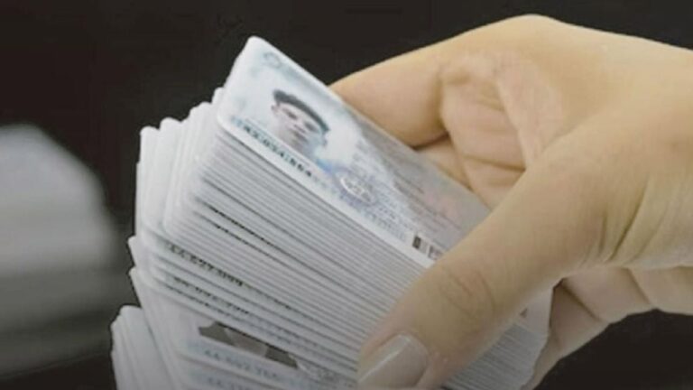 Bialet Massé invita a actualizar trámites en el Registro Civil